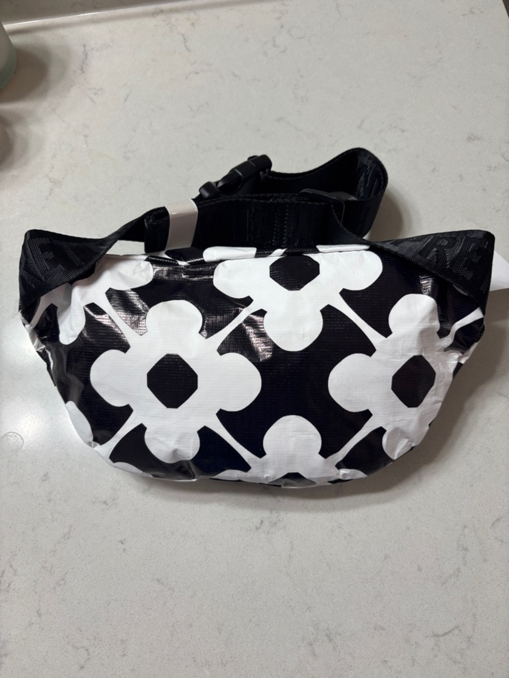 Pretty Simple Cove Beach SplashProof Bum Bag - Picture 7 of 7